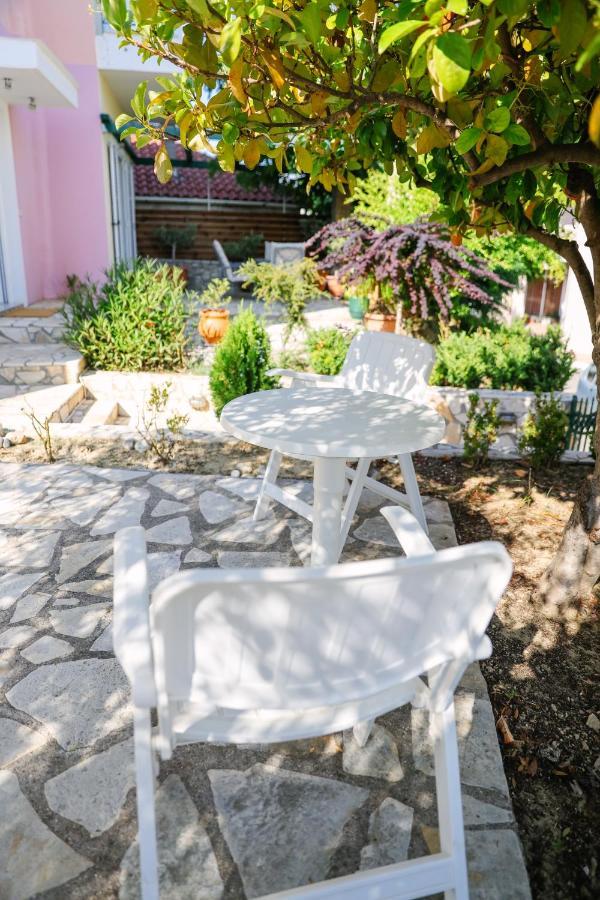 Nous Dios Holiday home Xylokera